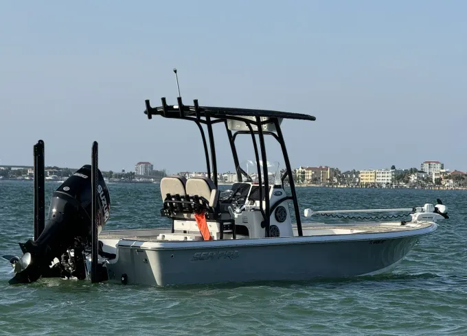 23ft Sea Pro Bay 228 Center Console for Rent in Tampa