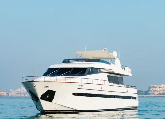 Luxurious 85ft Motor Yacht for rent in Dubai