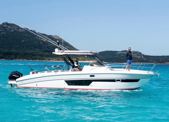Saver 33' Sport - Exclusive Fishing trip in Sardinia