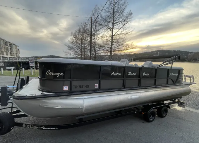 24' Pontoon Party Cove Boat on Lake Austin