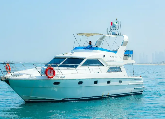 Luxury Family Yacht Mew-Gulf Craft- Capacity 20 Pax