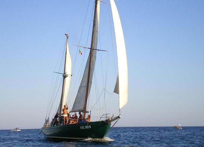 Charter this 49ft Sailing Yacht in Italy