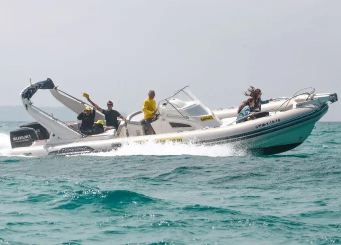 Capelli Tempest 1000 Sun 500 HP RIB Rental in Can Pastilla, Illes Balears