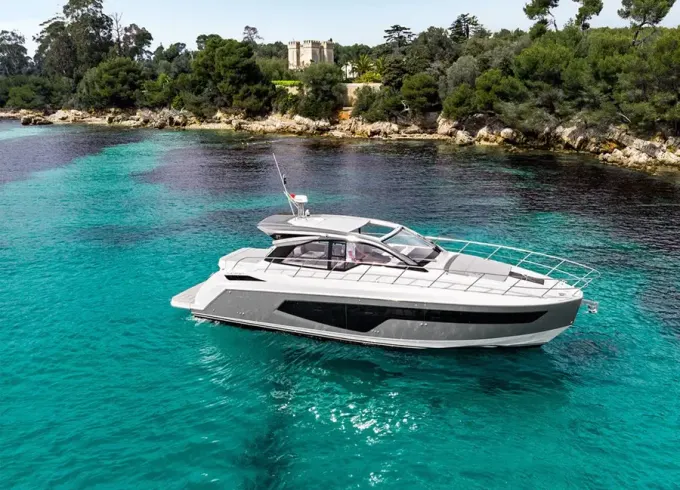 AZIMUT ATLANTIS 51, Podstrana, Croatia