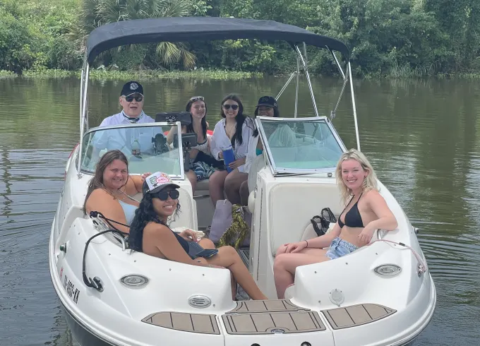 26' Chaparral Sunesta - Captained Power Boat Lake Conroe!!