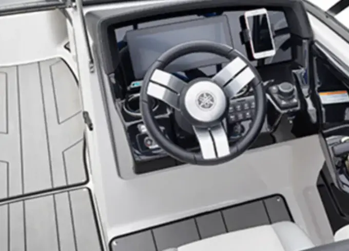 Ride the Waves: Rent the Yamaha 242X E-Series in Boynton Beach, Florida!