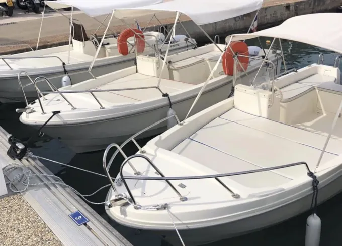 Selva T.4.8 Powerboat In Mandelieu-La Napoule | No License Required