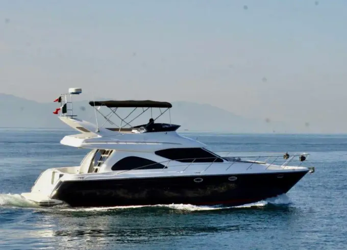 Luxury 46ft Maxum | Private Charter in Puerto Vallarta