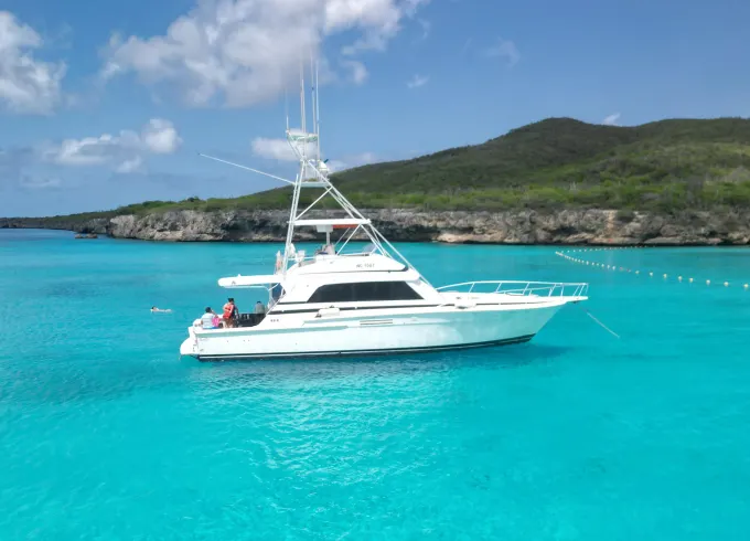 57ft BERTRAM YACHT FOR PRIVATE CHARTER IN WILLEMSTAD CURACAO