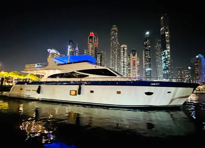 Luxury 90ft Azimut Yacht with Pool for 70 Guests in Dubai Marina