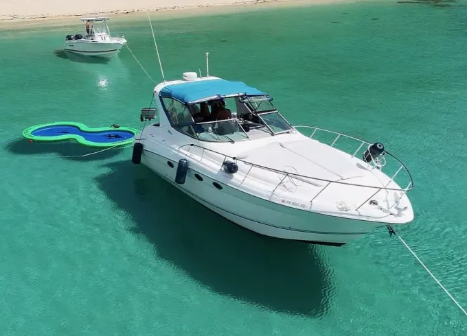 Half Day 4hr VIP Private Charter - Explore Beautiful Islands