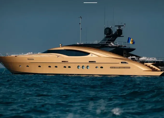 Ultra Luxury 136ft 24‑Carat Gold Superyacht With Jacuzzi, Gym, Cinema