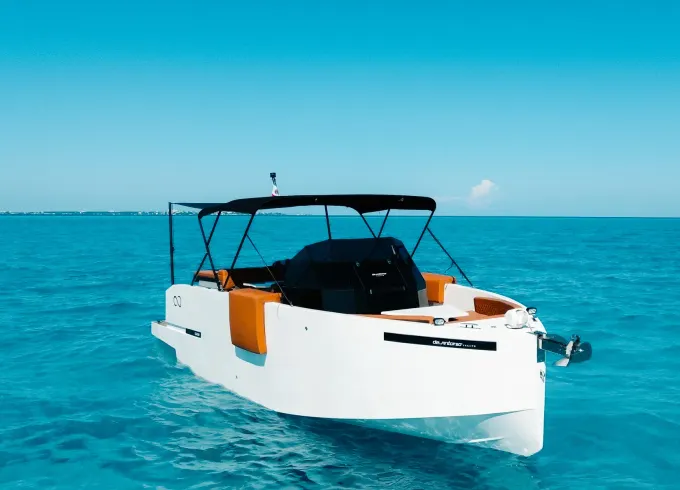 Stylish 28ft De Antonio Yacht Experience in Cancun