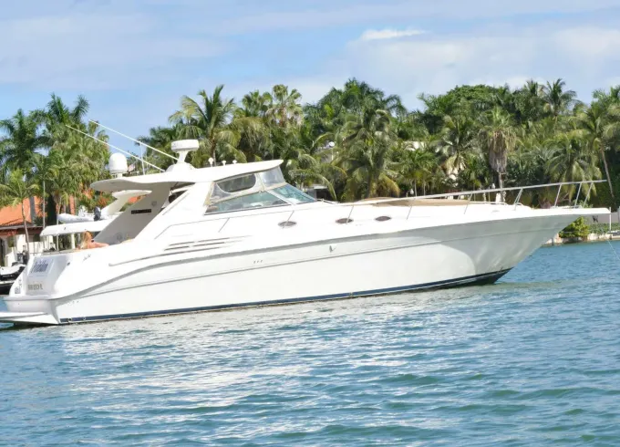 Searay Sundancer 48ft long in Miami Beach!