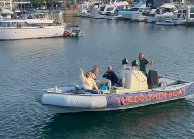 A 90 MINUTE TOUR The Dolphin Boat! A fun nature and wild life tour