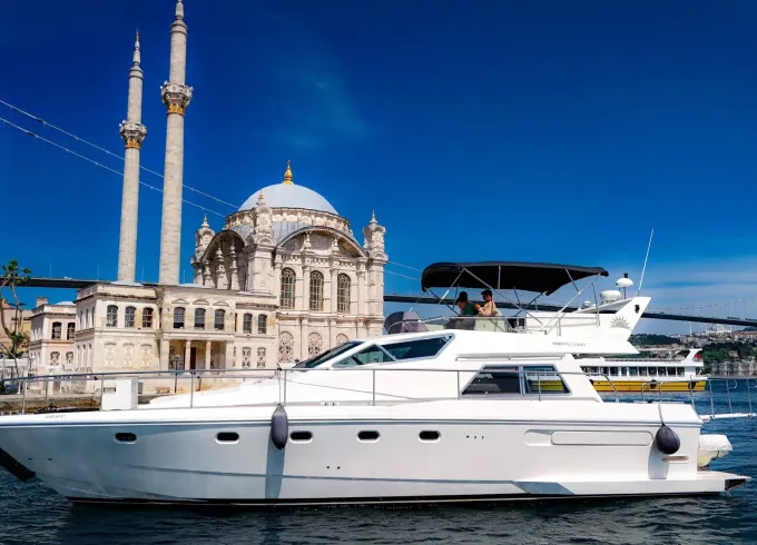 Enjoy 57ft Custom Made VIP Class Luxury Power Mega Yacht in İstanbul