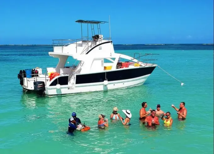 Lobster Lunch 🦞 Luxury Private Charter Punta Cana