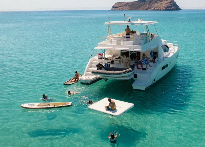 Catamaran Leopard 51' Visit Balandra and Espiritu Santo