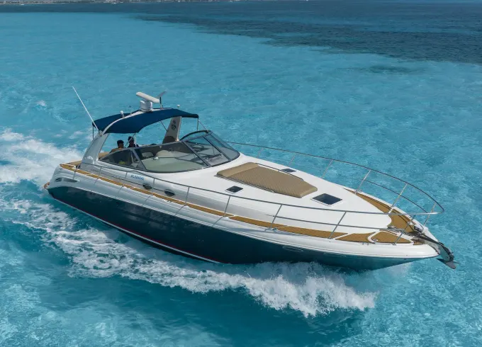 45ft Sea Ray Sundancer Motor Yacht – Exclusive Yacht Trip to Isla Mujeres
