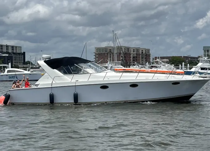 Charleston's #1 Yacht Party Cruise for Friends, Bachelorette & Special Events