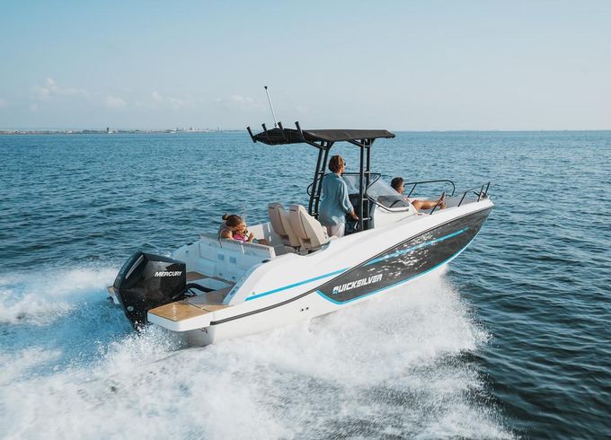 2026 Quicksilver Activ 705 Open New for up to 8 guests