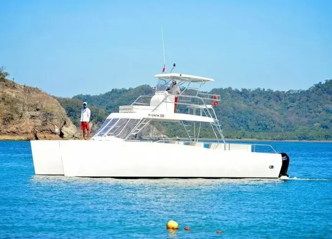 39ft Custom Power Catamaran Cruise for Adventure in Jacó