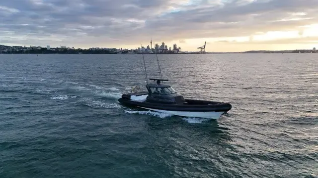 Explore in Style on a 45ft Record-Holding Powerboat