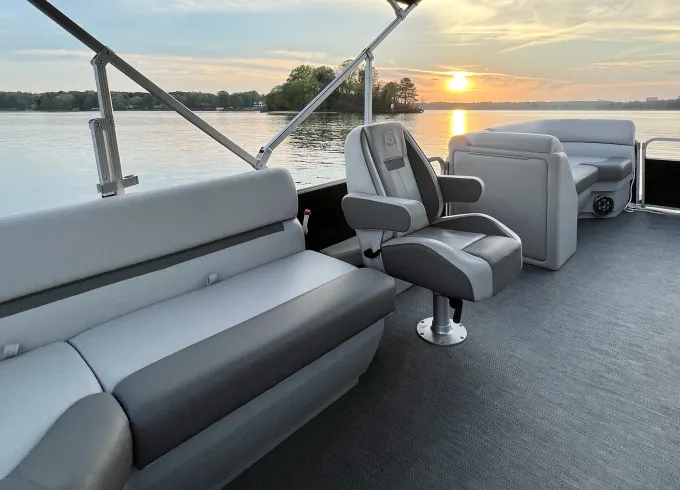 New Godfrey Tri-toon on Lake Norman, North Carolina