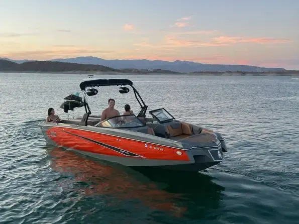 2020 Heyday WT Surf for Rent at Lake Pleasant