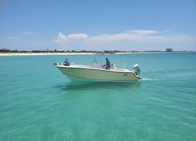 23ft. Center Console Mako