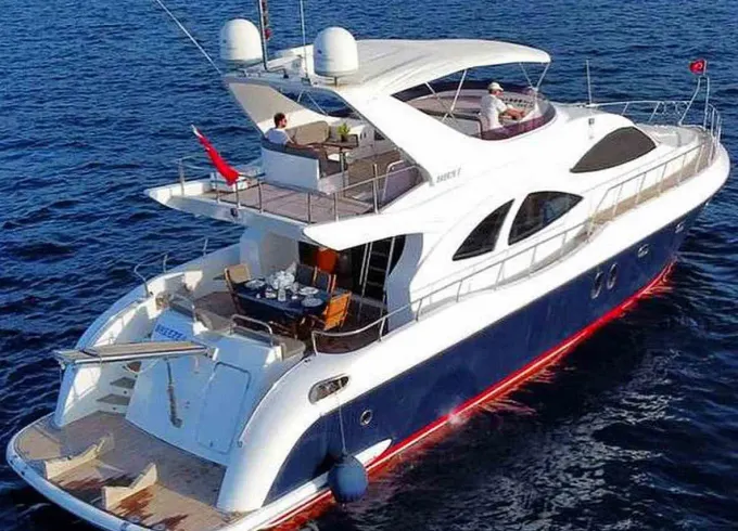 LuxurYacht Charter İstanbul
