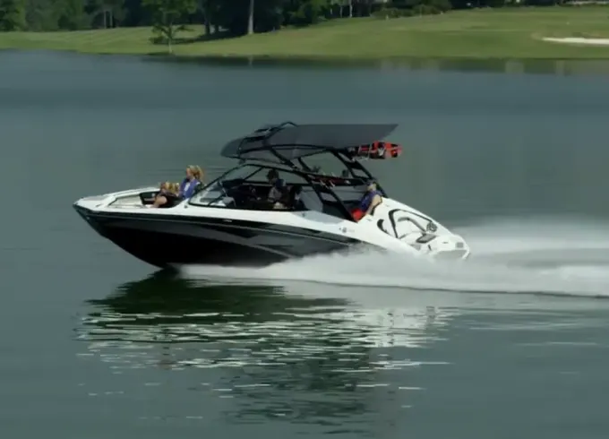 25’ Luxury Yamaha Charter on Lake Grapevine TX