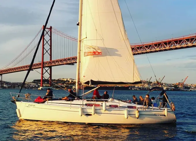 Bavaria 38 Cruiser in Lisboa, Portugal