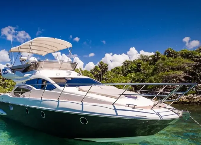 An Amazing Experience Aboard of Azimut for up to 12 People in Tulum and Riviera
