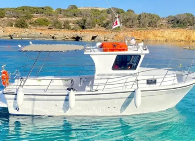 Small Charter for Swimming and Snorkeling in Gozo/Malta