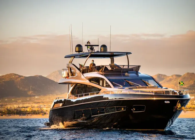 GLORIOUS SUNSEEKER 80FT, Experience like no other at the Pacific.