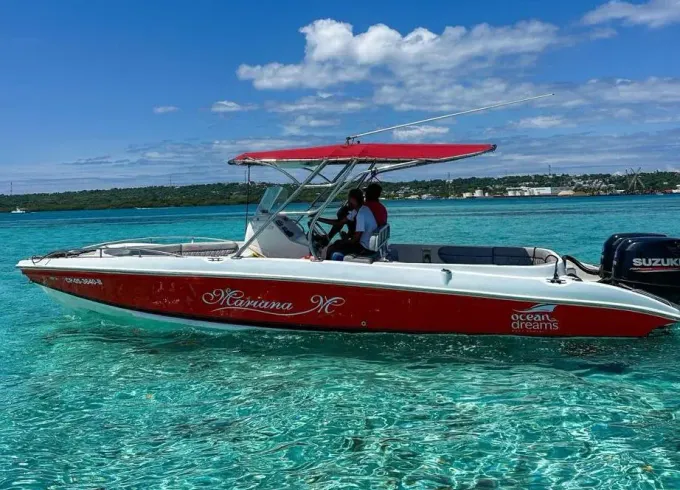 Speedboat for private tours in Cartagena - 29ft