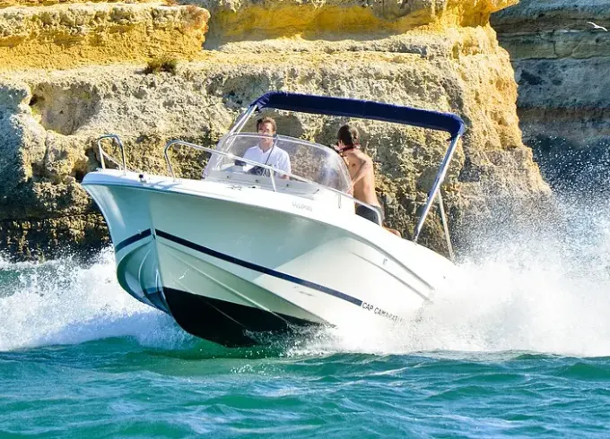 Jeanneau CC 635 Boat Charter in Portimao