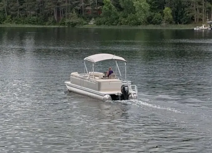 2024 Grand Island Pontoon for Cruise in Comfort & Style!