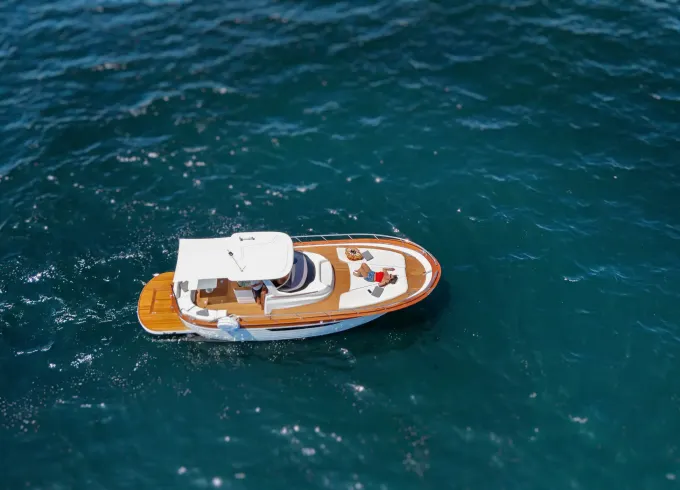 Sarrala 31' Motorboat in Positano