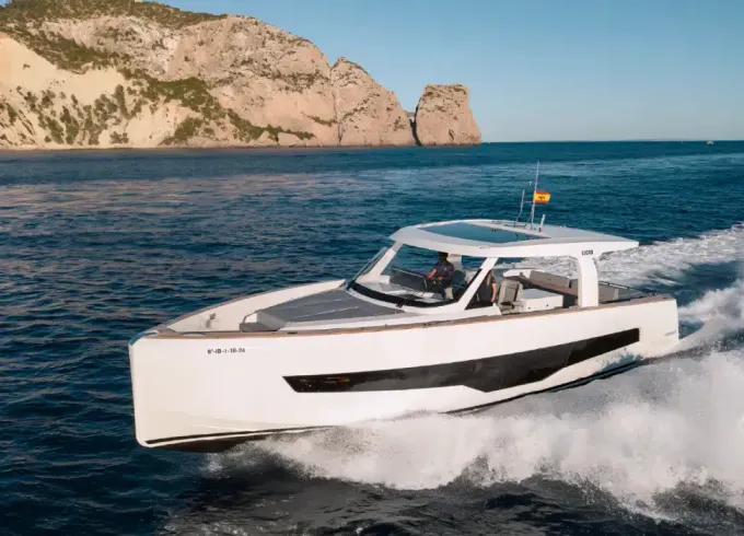 Ibiza: Fjord 53 Sports Yacht for 12 Guests