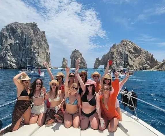 Pearson 40ft Yacht | Whales Tour, Arch, Snorkeling for 15 People!