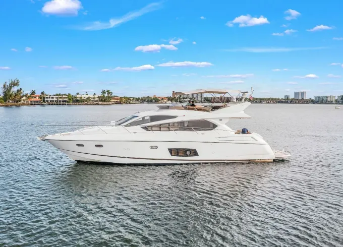 Luxurious 70ft Sunseeker serving Miami, Bimini, Bahamas and the Keys