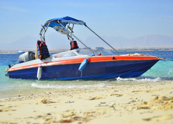 Speedboat Excursion to Hula Hula Island with 1 Dive & Transfers – Hurghada