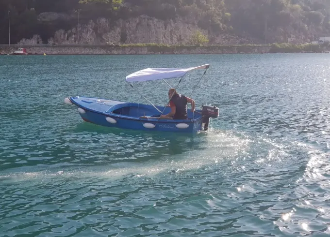 14' Pasara Dinghy Rental in Nova Mokosica, Dubrovnik-Neretva County