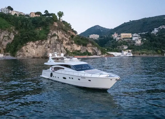 Sail into Luxury: Explore Capri on the Ferretti 680!