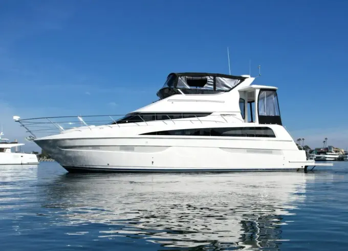 Luxury Yacht SAFIYAH – Unforgettable Dubai Adventures