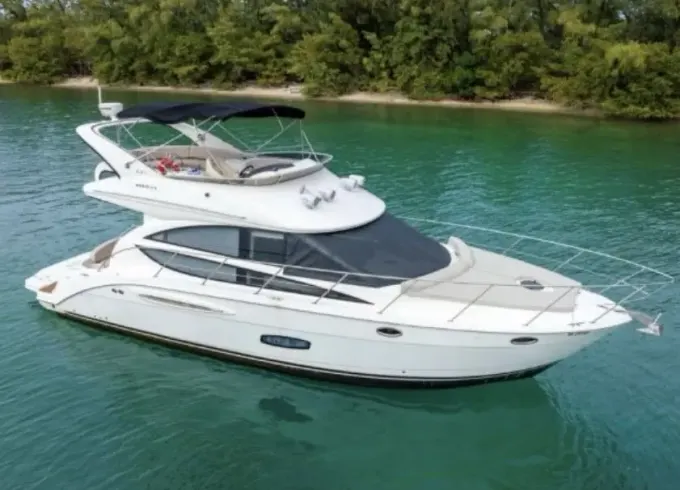 40' Luxury Flybridge – Party Friendly w/Sound System!