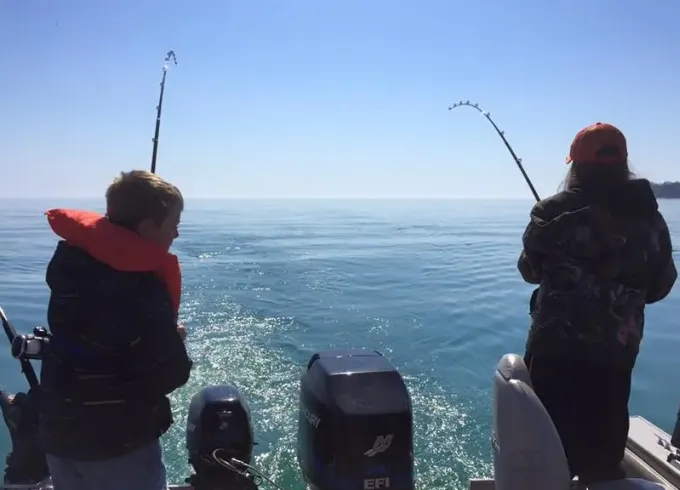 Kenosha Fishing Charter on 32ft Luhrs Tournament Sportfish
