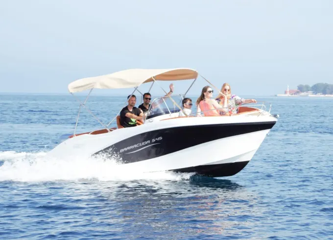 Barracuda 545 Powerboat For 7 People